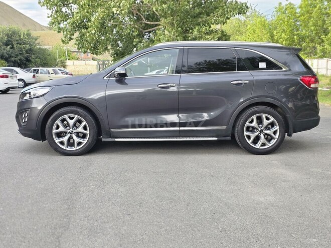 Kia Sorento-4