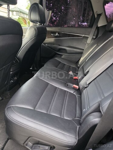 Kia Sorento-7