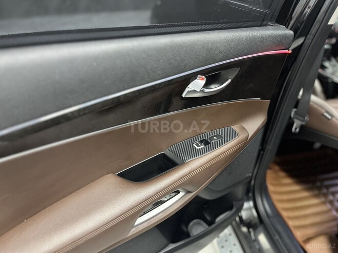 Kia Sorento-24