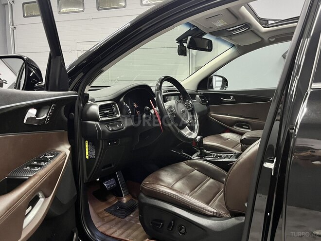 Kia Sorento-23
