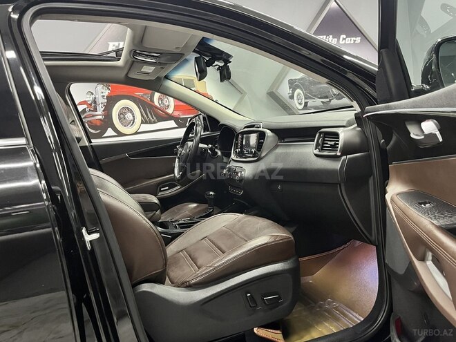 Kia Sorento-25