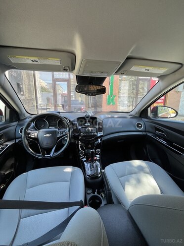 Chevrolet Cruze-8