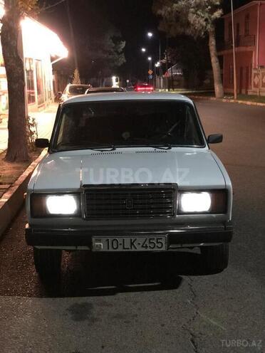 LADA (VAZ) 2107-1