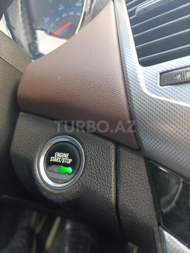 Chevrolet Cruze-12