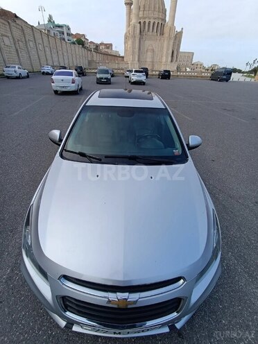 Chevrolet Cruze-17