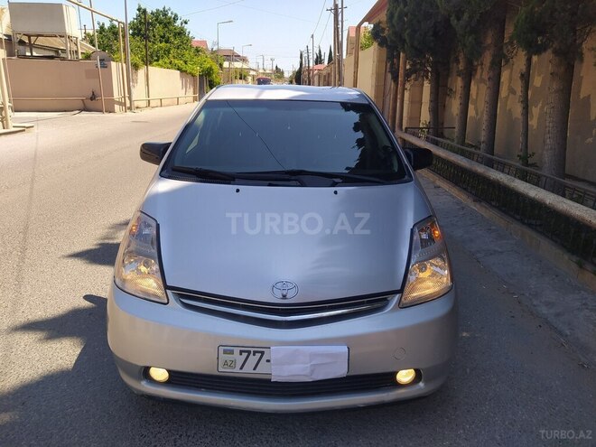 Toyota Prius-1