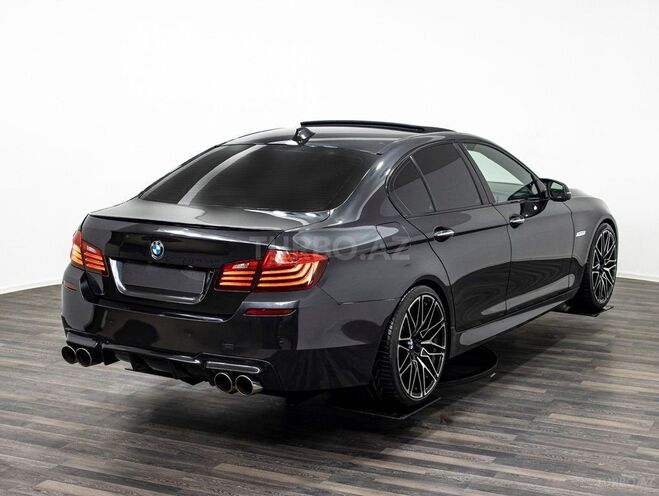 BMW 528-2
