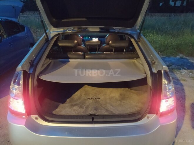 Toyota Prius-6