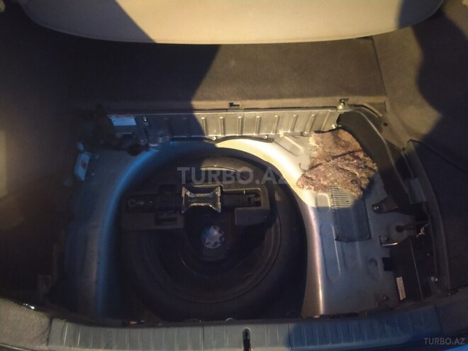 Toyota Prius-8