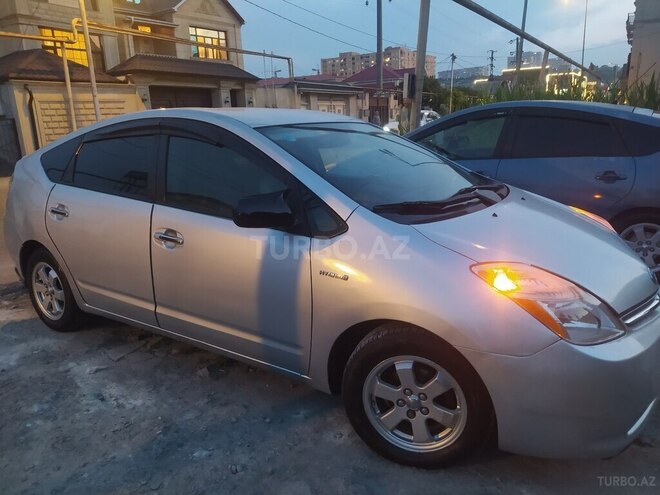 Toyota Prius-9