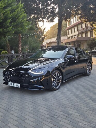 Hyundai Sonata-14