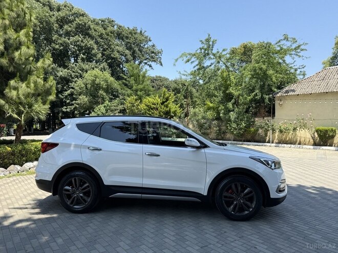 Hyundai Santa Fe-11