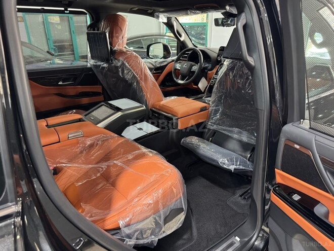 Lexus LX 600-28
