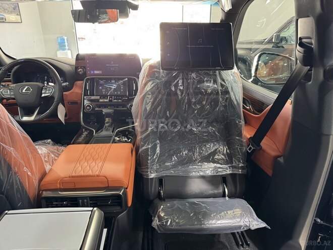 Lexus LX 600-27