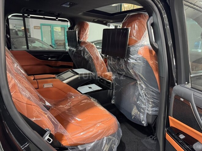 Lexus LX 600-21