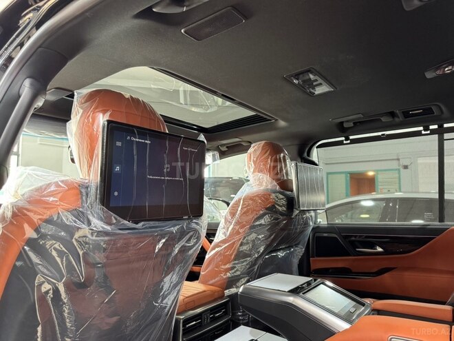 Lexus LX 600-18