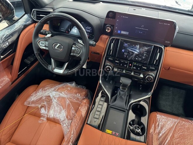 Lexus LX 600-22