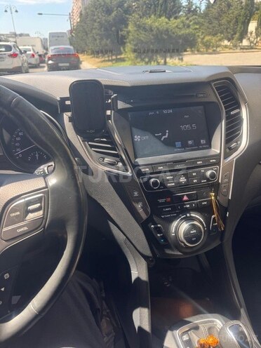 Hyundai Santa Fe-9