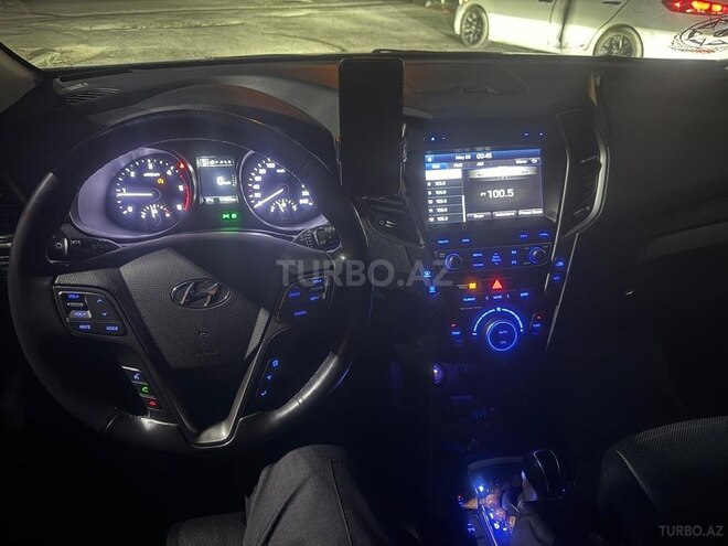 Hyundai Santa Fe-8