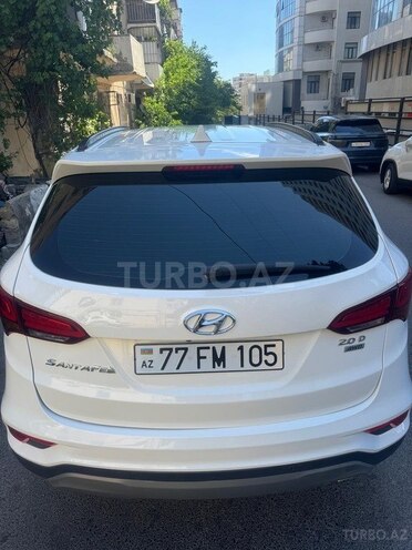 Hyundai Santa Fe-14
