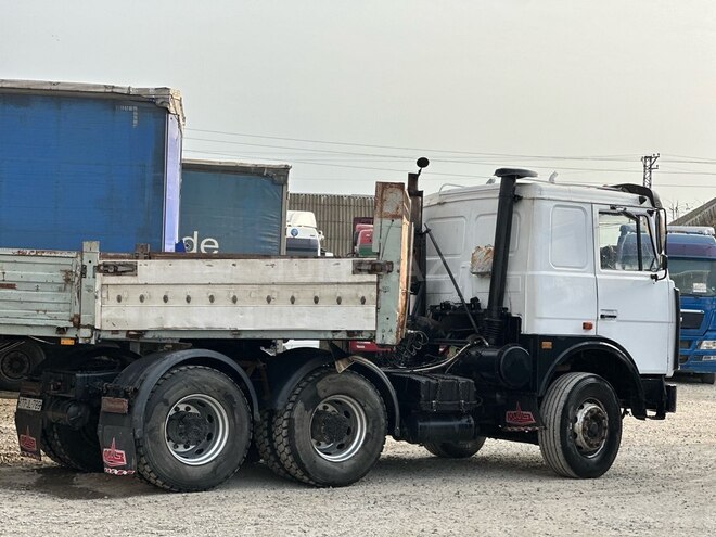 MAZ 642208-4