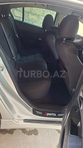 Chevrolet Cruze-4