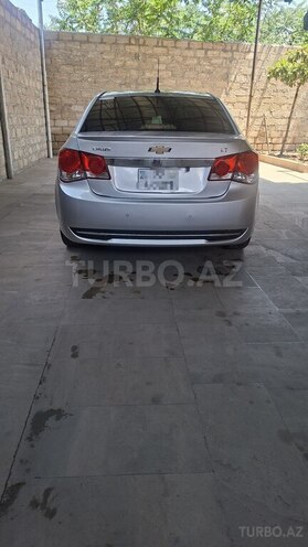 Chevrolet Cruze-9