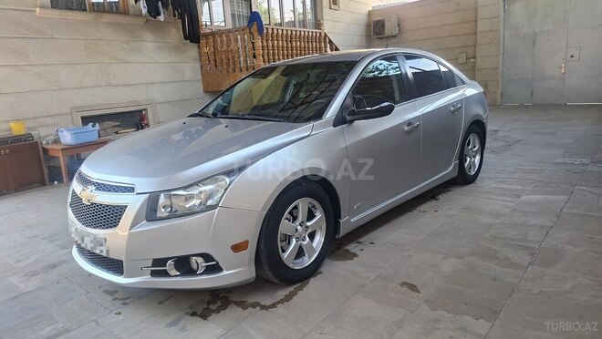 Chevrolet Cruze-12
