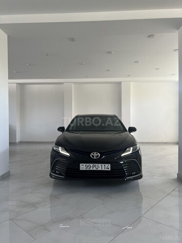 Toyota Camry-1