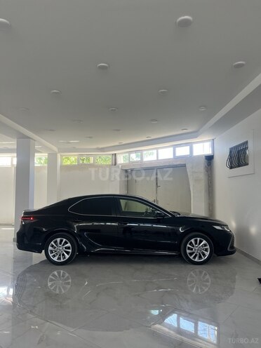 Toyota Camry-3
