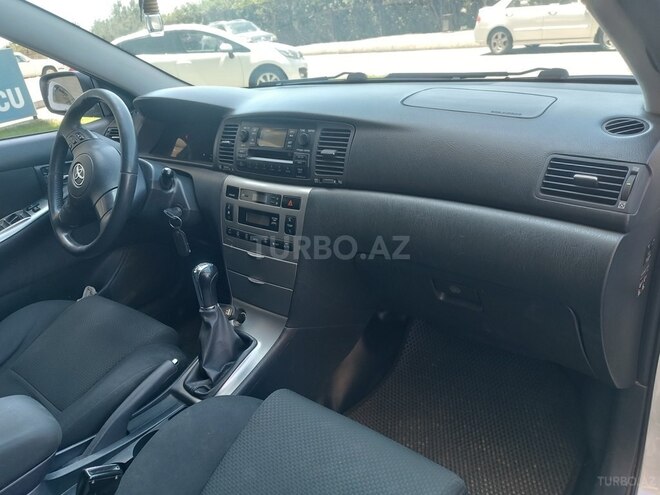Toyota Corolla-6