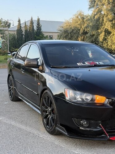 Mitsubishi Lancer-7