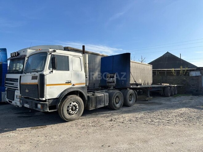 MAZ 642208-2