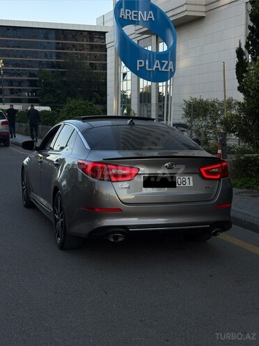 Kia Optima-5