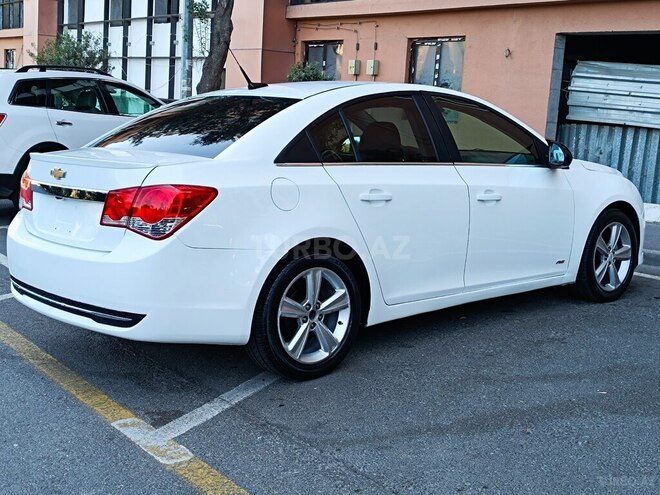 Chevrolet Cruze-5