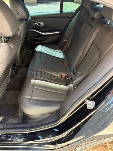 BMW 330-12