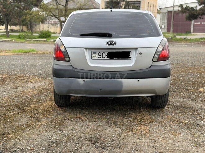 Kia Rio-2