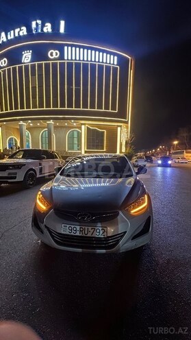 Hyundai Avante-16