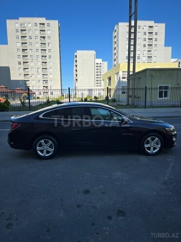 Chevrolet Malibu-9