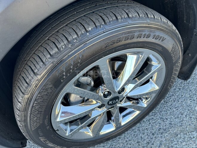 Kia Sorento-10