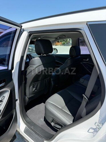 Hyundai Santa Fe-11