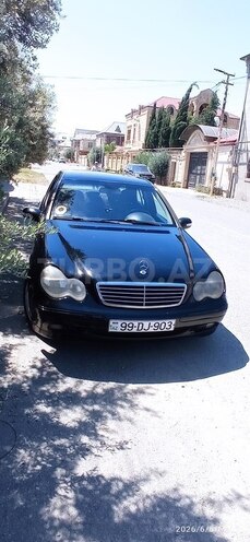 Mercedes C 200-1