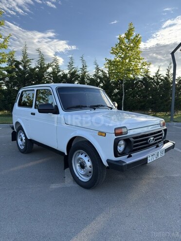 LADA (VAZ) Niva-4