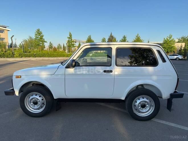 LADA (VAZ) Niva-6