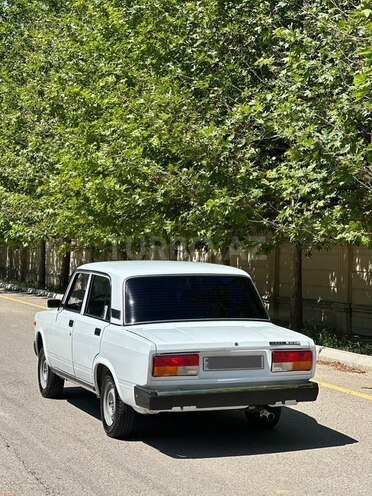 LADA (VAZ) 2107-5
