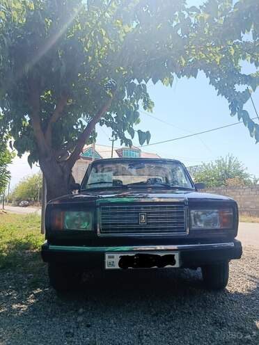 LADA (VAZ) 2107-1