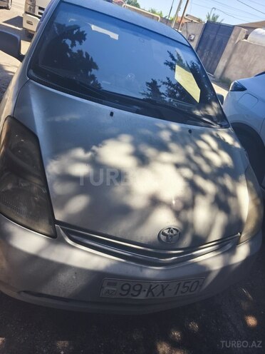 Toyota Prius-1