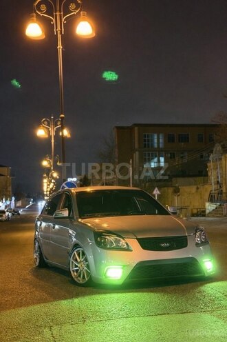 Kia Rio-10