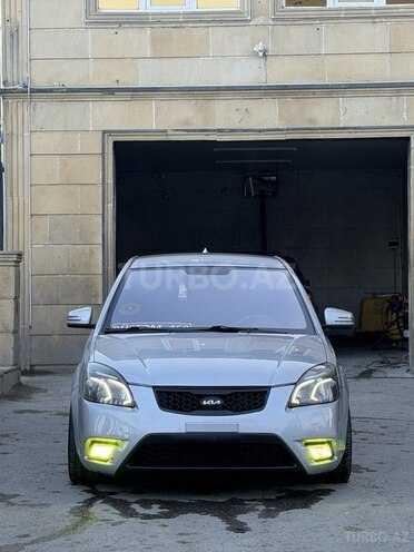 Kia Rio-8