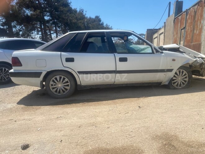 Daewoo Espero-1